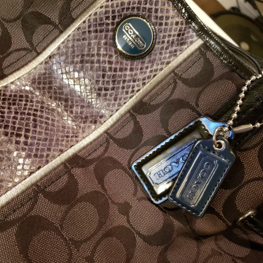 Coach Purse - Picture 2 of 4